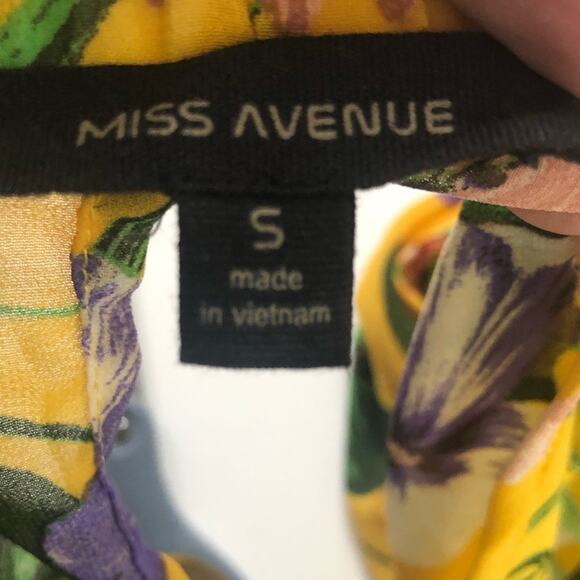 Miss Avenue Jungle Jumpsuit Off Shoulder Open Back Self Tie Belt size Small - Picture 3 of 16